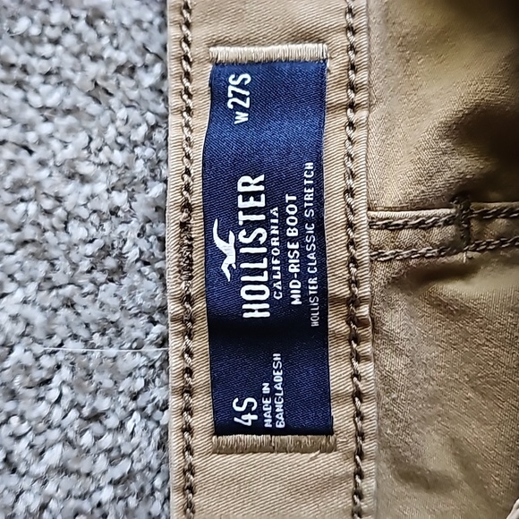 Hollister mid Rise Bootcut Khakis - Picture 3 of 4